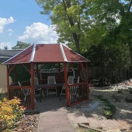 Casa Napsugar Panzio 3* Apostag