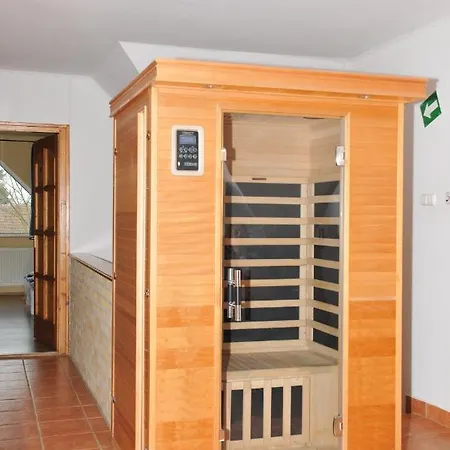 Casa Napsugar Panzio 3* Apostag