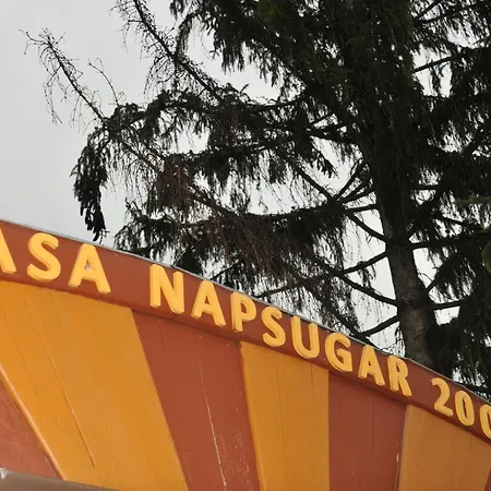 Alojamento de Acomodação e Pequeno-almoço Casa Napsugár Panzió 3*