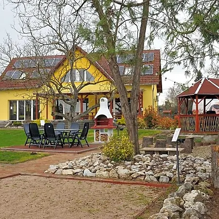 Casa Napsugar Panzio