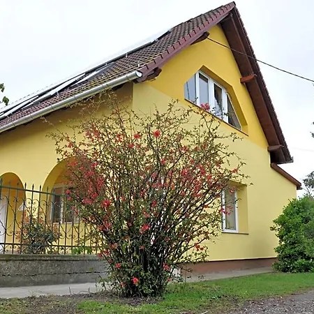 Nocleg ze śniadaniem Casa Napsugar Panzio 3*