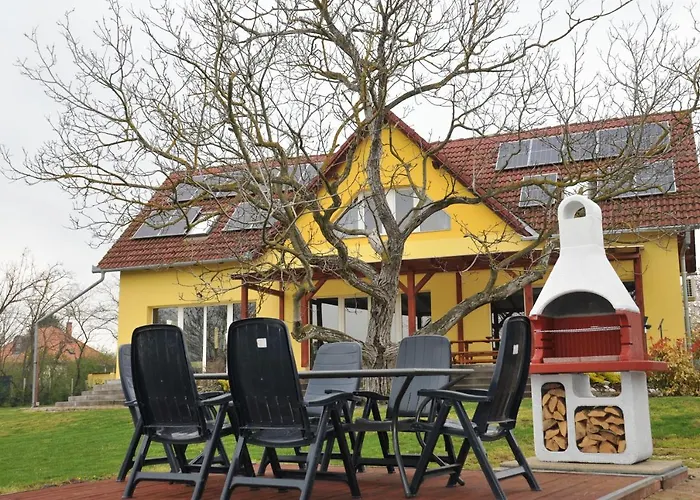 Casa Napsugar Panzio 3* Apostag